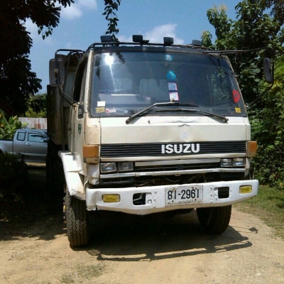 ขายรถสิบล้อดั๊ม 10 ล้อ ISUZU JUMBO 210  ครับ