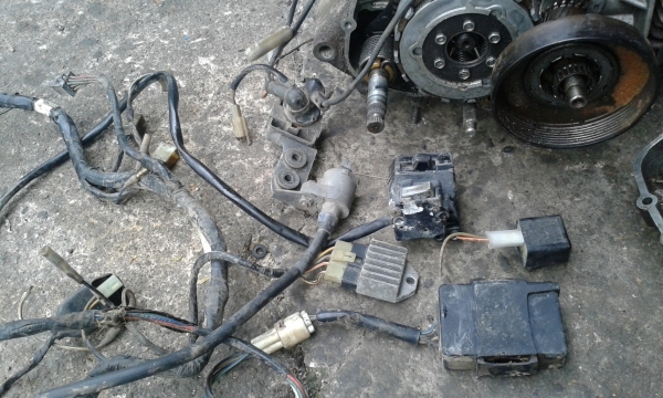 ขายเครื่อง คาวาซากิ คาเซ่ 112ซีซี'' สตาร์ทมือ'' อุปรกรครบราคา 4650บ.พร้อมส่ง