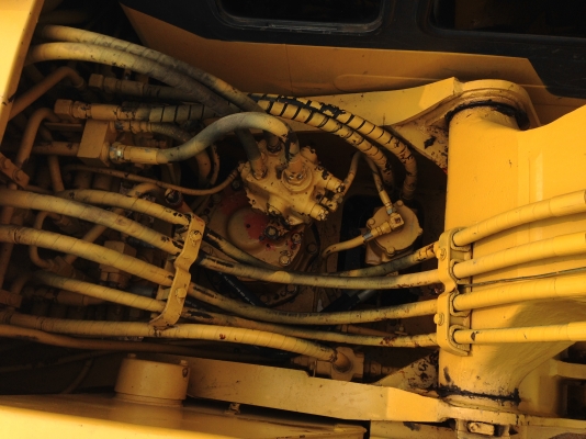 ขาย komatsu pc 100-5