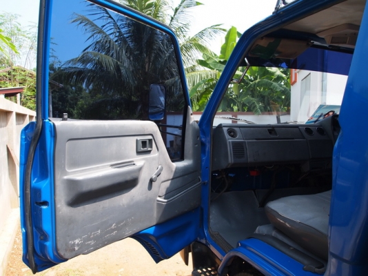 ขายรถบรรทุก 6 ล้อ TOYOTA รุ่น.Dyna 300 ปี38 เครื่อง14B 115แรงม้า