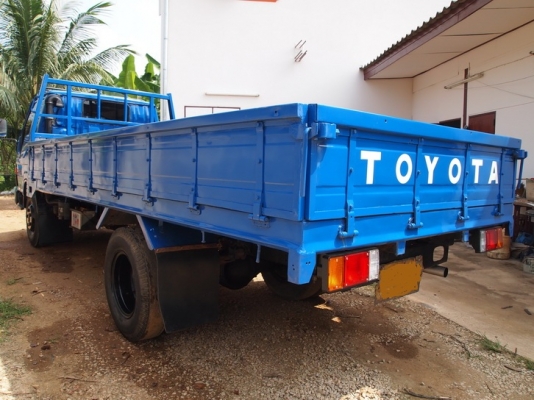 ขายรถบรรทุก 6 ล้อ TOYOTA รุ่น.Dyna 300 ปี38 เครื่อง14B 115แรงม้า ขายรถบรรทุก 6 ล้อ TOYOTA รุ่น.Dyna 300 ปี38 เครื่อง14B 115แรงม้า