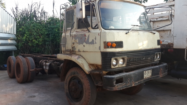 ขาบด่วนหัวคัชซีไอ้หลงสองเพลา พร้อมเอาไปทำเทรนเลอร์หางปลา คัชซีสวยสุดๆเลยรถเดิมๆ