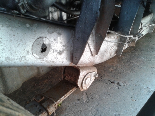 ขาย isuzu kb 2500 ฝาทอง ขาย isuzu kb 2500 ฝาทอง