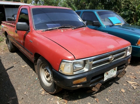 ***ขายแล้วครับขอบคุณ Truck2hand ขายตามสภาพ ไมตี้ตอนเดียว ปี33/90 เครื่องเดิมติดง่ายแรงดี ช่วงล่างดีคัสซีมีตำหนิ(ตามรูป)เก็บมาแล้ว สีสันดีไม่น่าเกลียด กระบะพื้นดีไม่ผุ ช่วงล่างแน่นดี หัวดีภายในคอนโซลครบ ยางดี4เส้น พ.ธรรมดา เข้าไร่เข้าสวน อยากสวยเก็บสีหน่อย