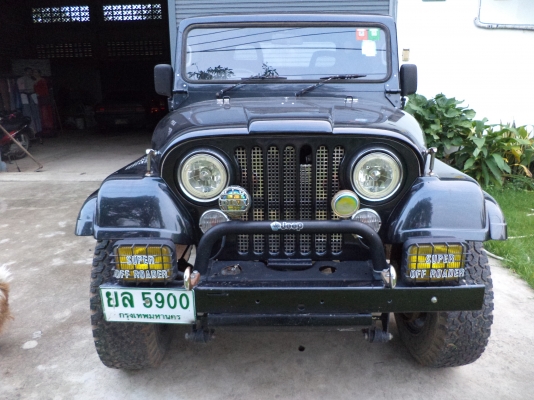 ต้องการขายรถยนตร์มิตซูบิชิ จี๊บ