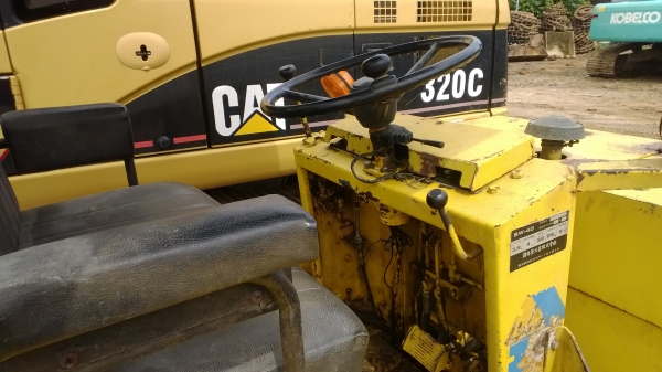 รถบดสั่นสะเทือน SAKAI SW-40 เครื่อง3สูบดีเซล..สวยพร้อมใช้ เล่มพร้อม รถบดสั่นสะเทือน SAKAI SW-40 เครื่อง3สูบดีเซล..สวยพร้อมใช้ เล่มพร้อม