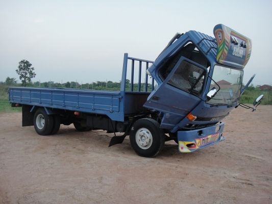 ขาย ISUZU NPR  115 แรง 5 เมตร ห้างแท้ จดปี38