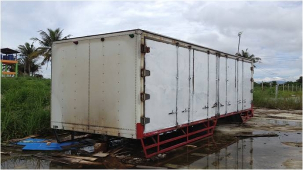 ขายตู้10บานขนาด 7.2 m.x2.4m.x2.5m.