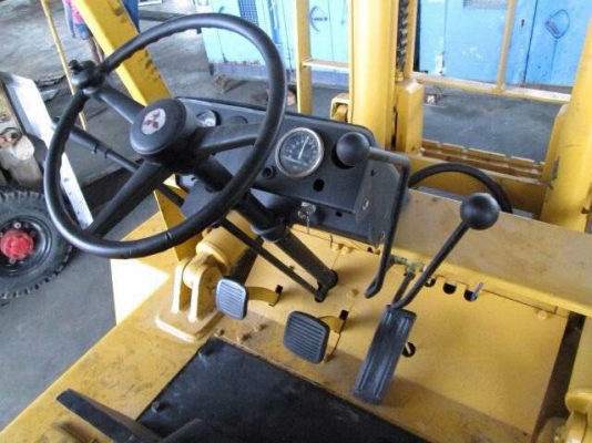 MITSUBISHI ดีเซล เกียร์ออโต้ ขนาด5ตัน เสา4เมตร พร้อมใช้ MITSUBISHI ดีเซล เกียร์ออโต้ ขนาด5ตัน เสา4เมตร พร้อมใช้