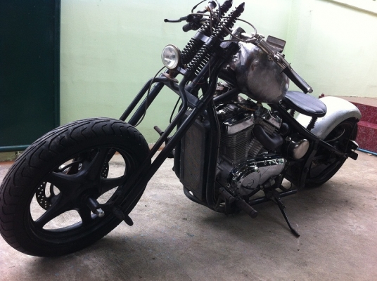 SUZUKI VX800 (ยิงเฟรมล้อโต หลังอ่อน)