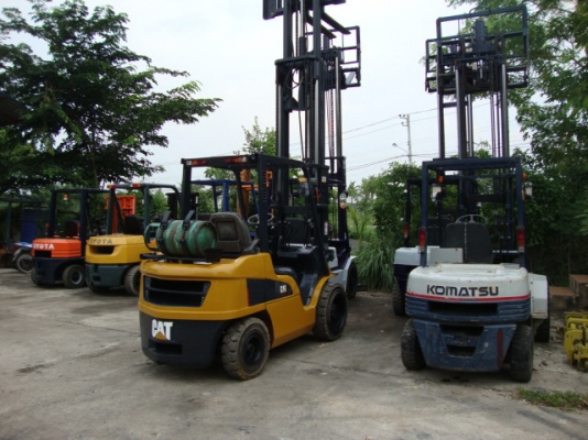 +++ ขายด่วน !!! รถโฟล์คลิฟท์ CATERPILAR FG35 ( รุ่นใหม่ สภาพพร้อมใช้ รับประกัน ) เครื่องยนต์เบนซิน + แก๊ส เครื่อง K25 เกียร์ออโตเมติค เสาสูง 4.5 เมตร เสา 3 ท่อน งา 1,070 มม. ยางตัน ****สนใจเข้ามาลองรถก่อนได้ ราคาคุยกันได้***** +++ ขายด่วน !!! รถโฟล์คลิฟท์ CATERPILAR FG35 ( รุ่นใหม่ สภาพพร้อมใช้ รับประกัน ) เครื่องยนต์เบนซิน + แก๊ส เครื่อง K25 เกียร์ออโตเมติค เสาสูง 4.5 เมตร เสา 3 ท่อน งา 1,070 มม. ยางตัน ****สนใจเข้ามาลองรถก่อนได้ ราคาคุยกันได้*****