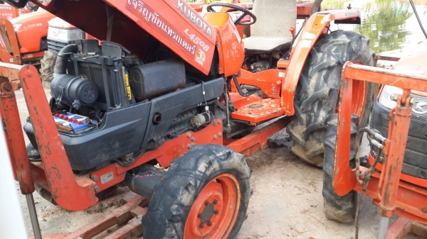 ขายถูกสุดๆ คูโบต้า L4508 พร้อมใบมีดและผาน 4 ขายถูกสุดๆ คูโบต้า L4508 พร้อมใบมีดและผาน 4