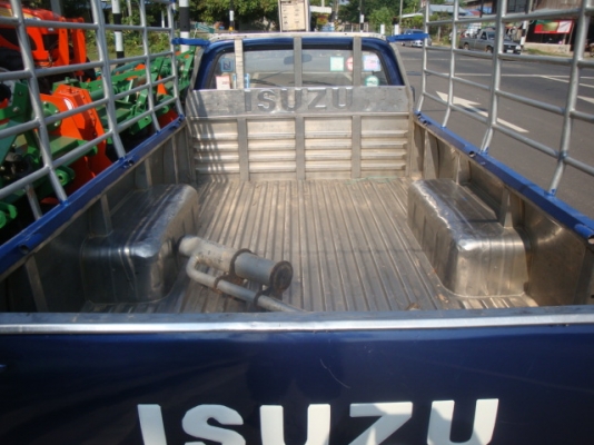 ISUZU KB 2200 ปี 1982