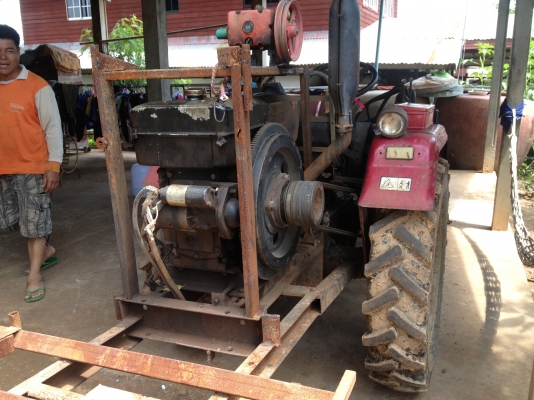 รถตักล้อยางพร้อมใช้ รถตักล้อยางพร้อมใช้