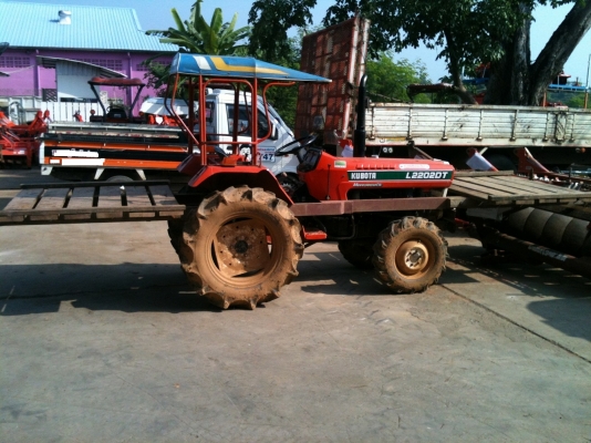 ขายรถkubota L2202DT 4WD พร้อมโครงบรรทุก
