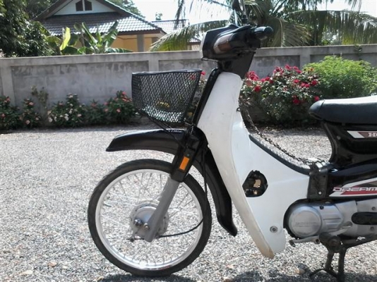 ขายดรีมคุรุสภาทะเบียนเต็มพร้อมโอนเครื่องเงียบทำมาสวยๆรถพร้อมใช้ ขาย 13900 บาท ขายดรีมคุรุสภาทะเบียนเต็มพร้อมโอนเครื่องเงียบทำมาสวยๆรถพร้อมใช้ ขาย 13900 บาท