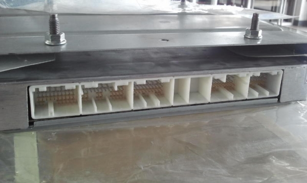 กล่องสมองเครื่๋อง ISUZU GIGA รุ่น 6WF1 สภาพพร้อมใช้