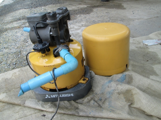 มารับเอง**ขายปั้มน้ำ  MITSUBHISHI  ขายตามสภาพ  ตัดมาเมื่อวานนี้