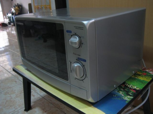 Microwave Toshiba ER-G23SC(W) สีบรอนท์ สภาพใหม่มาก 1600 บาท