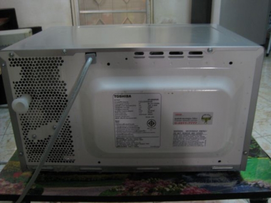 Microwave Toshiba ER-G23SC(W) สีบรอนท์ สภาพใหม่มาก 1600 บาท
