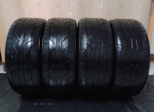 ยางซิ่ง DUNLOP DIREZZA SPORT-Z1 195/50/15 สี่เส้น 1,900