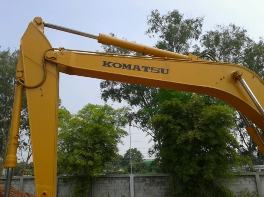 KOMATSU PC 200 รุ่น 5 เครื่อง 6BD1 TURBO คอนโทรลยาว ไฟฟ้าตัด แอร์เย็น ปั้มเดิม เล่มทะเบียนพร้อม