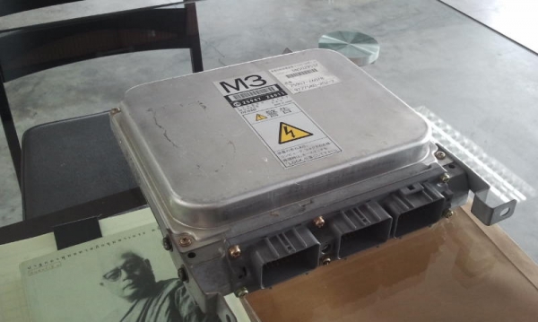 กล่องสมองเครื่๋อง NISSAN Bigthumb รุ่น MD92 สภาพพร้อมใช้