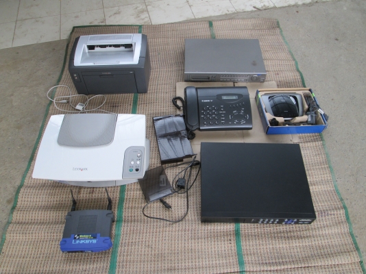 มารับเอง**ทั้งหมด 7 ชิ้น  ใครสนใจ  มีความรู้  เชิญครับ  เหมามาจากคอนโด