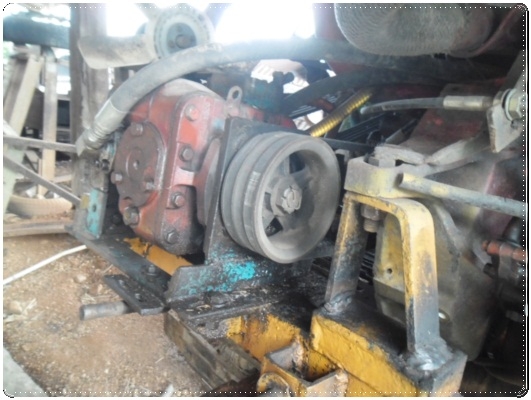 รถเกี่ยวข้าว สภาพน่าใช้ ราคาถูก