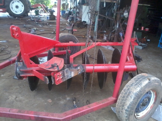 ขายอุปกรณ์รถแทรคเตอร์45แรงมือสอง 3 อย่าง ราคาไม่แพงสภาพเหมือนของใหม่โทร 081-0745778 ลุงโหนกรับสายเด้อ
