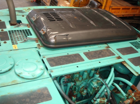 ถึงไทยแล้ว SK200-6E YN08-34311 แทร็ค 800 mm 6530 ชม. แท้ ๆ จากญี่ปุ่น