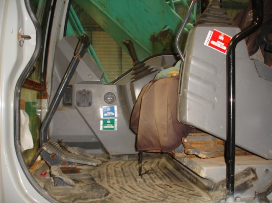 ถึงไทยแล้ว SK200-6E YN08-34311 แทร็ค 800 mm 6530 ชม. แท้ ๆ จากญี่ปุ่น