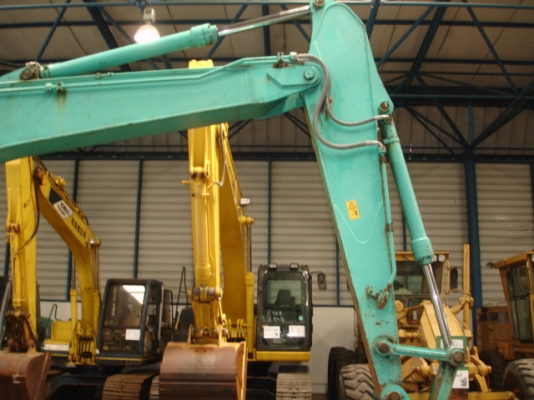 ถึงไทยแล้ว SK200-6E YN08-34311 แทร็ค 800 mm 6530 ชม. แท้ ๆ จากญี่ปุ่น