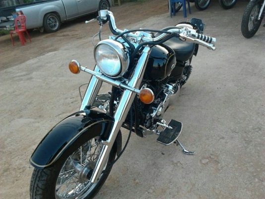 ขาย yamaha dragstar classic 400 ปี 2000 สพม.แล้ว งามโครเมียมทั้งคัน