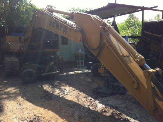 ขายแม็คโค CAT ใบอินวอย เครื่องเดิม S 6 K มีลายแย็ก E200 ราคา1200000บาท