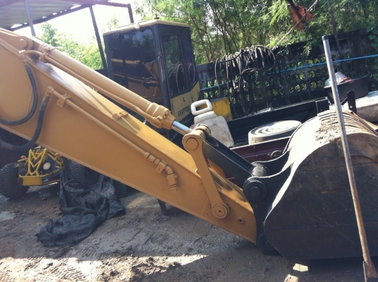 ขายแม็คโค CAT ใบอินวอย เครื่องเดิม S 6 K มีลายแย็ก E200 ราคา1200000บาท