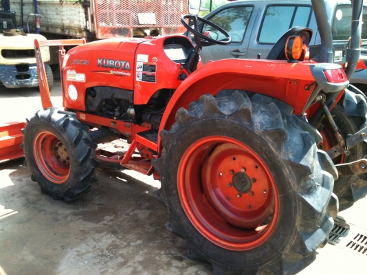 ขายรถkubota L3608 36แรง 4WD พร้อมใบมีด พร้อมผาน6จาน