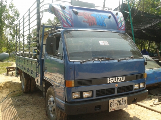 isuzu115 ปี37 สั่งลุยแท้ๆครับ ราคาต่อรองใด้ครับ