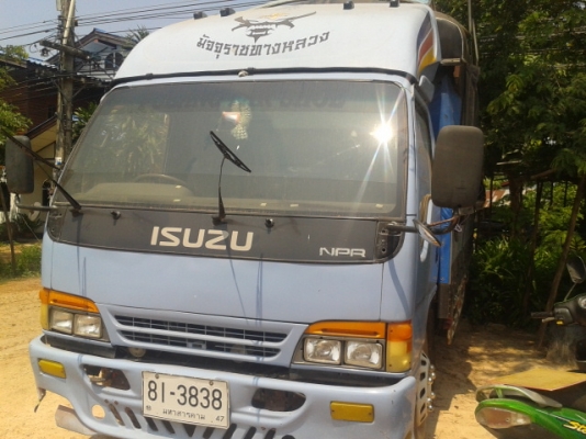 ขายหกล้อ ISUZU 120 NPR ยาว5เมตร สวยพร้อมใช้ เครืองดี คัชซีงาม แอร์มีครับ