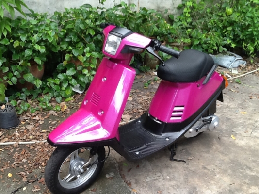 ขายรถ ป๊อบคันเล็กน่ารักน่ารัก สีชมพูสวยสวย สภาพดีพร้อมใช้ อุปกรทั้งคัน ระบบไฟใช้ได้หมด สตาร์ดสองระบบ มือเท้า สีไหม่สีสวยสีดี เครื่องดี เสียงเงียบมากมาก รับรอง แบตไหม่ เบาะไหม่ สภาพรถสวยสมบูรณ์และไหม่ทั้งคันคับขอขาย 9500 บาท( แถมป้ายทะเบียนญี่ปุ่นฟรี1แผ่นค