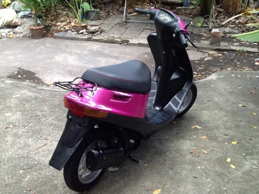 ขายรถป๊อบ HONDA DIO สีชมพูสวยสวย สภาพดีพร้อมใช้ อุปกรทั้งคัน ระบบไฟใช้ได้หมด สตาร์ดสองระบบ มือเท้า สีไหม่สีสวยสีดี เครื่องดี แบตไหม่ เบาะไหม่ กระจกมี สภาพรถสวยสมบูรณ์และไหม่ทั้งคันคับ( แถมป้ายทะเบียนญี่ปุ่นฟรี1แผ่นเลขสวยสยเลยคับ ) ตั้มเจ้าเก่า รับรองคุณภา