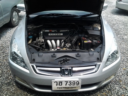 ขาย accord 2003 เจ้าของขายเอง รุ่น Top สุด ซื้อไปใช้ต่อยาวครับ