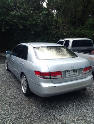 ขาย accord 2003 เจ้าของขายเอง รุ่น Top สุด ซื้อไปใช้ต่อยาวครับ