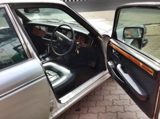 เน้นขายถูกรถหายาก สภาพรถสวย ขับดีมากๆ เน้นขายถูกรถหายาก สภาพรถสวย ขับดีมากๆ