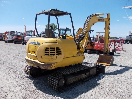 ขายรถขุด KOMATSU PC45-8 ,sn:F21740, สภาพดีครับ ถึงไทยแล้ว ราคาไม่สูงโทรมานะ 085-9049669