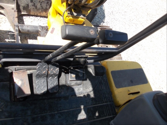 ขายรถขุด KOMATSU PC45-8 ,sn:F21740, สภาพดีครับ ถึงไทยแล้ว ราคาไม่สูงโทรมานะ 085-9049669 ขายรถขุด KOMATSU PC45-8 ,sn:F21740, สภาพดีครับ ถึงไทยแล้ว ราคาไม่สูงโทรมานะ 085-9049669