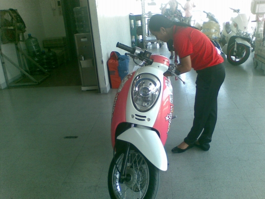 ลงรูปส่งรถไปจังหวัดขอนแก่นที่ไปรษณีย์