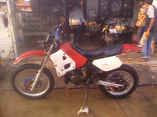 ยามาฮ่า DT200