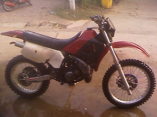 ยามาฮ่า DT200