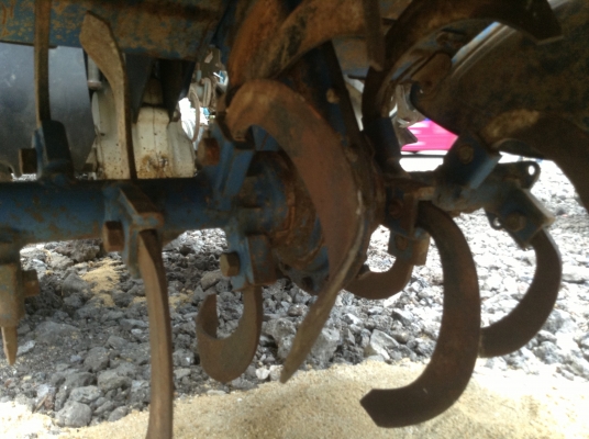 ขายรถพรวนดินเดินตาม Iseki รุ่น KS650